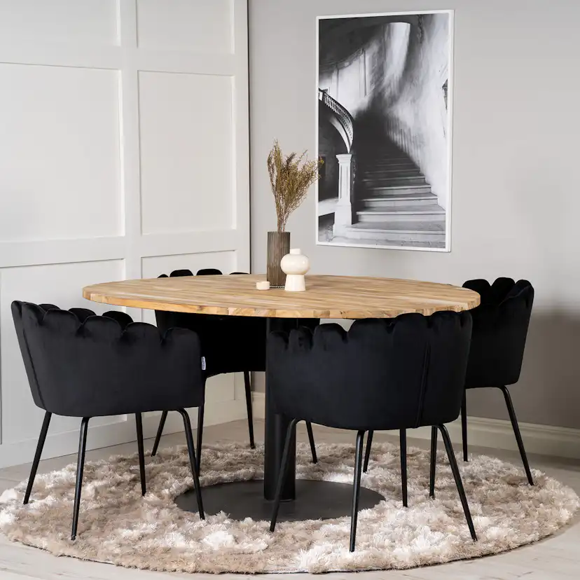 Matgrupp Venture Home Cirebon med 4 Limhamn stolar