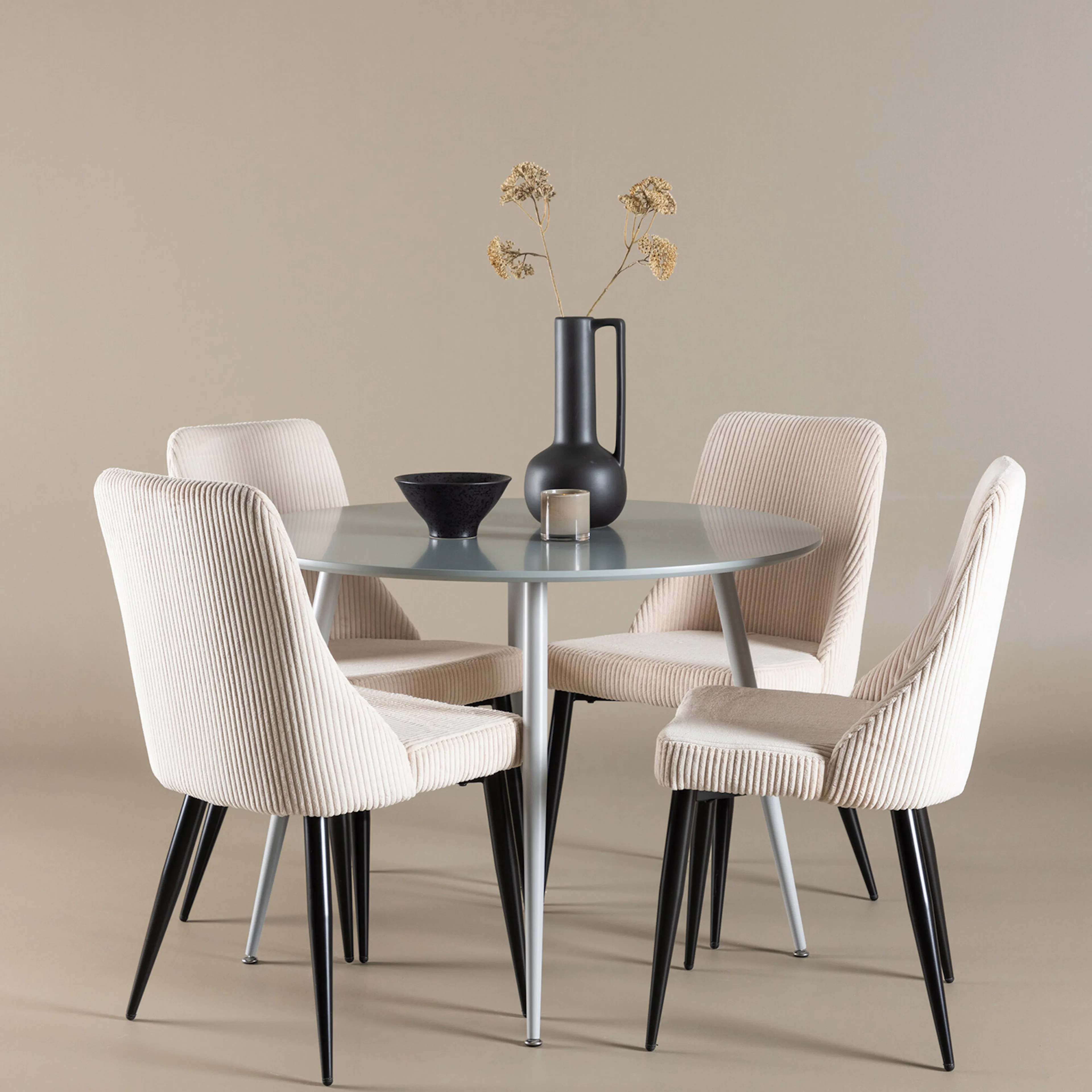 Plaza Dining Table with Leone Dining Chair Grå/Beige