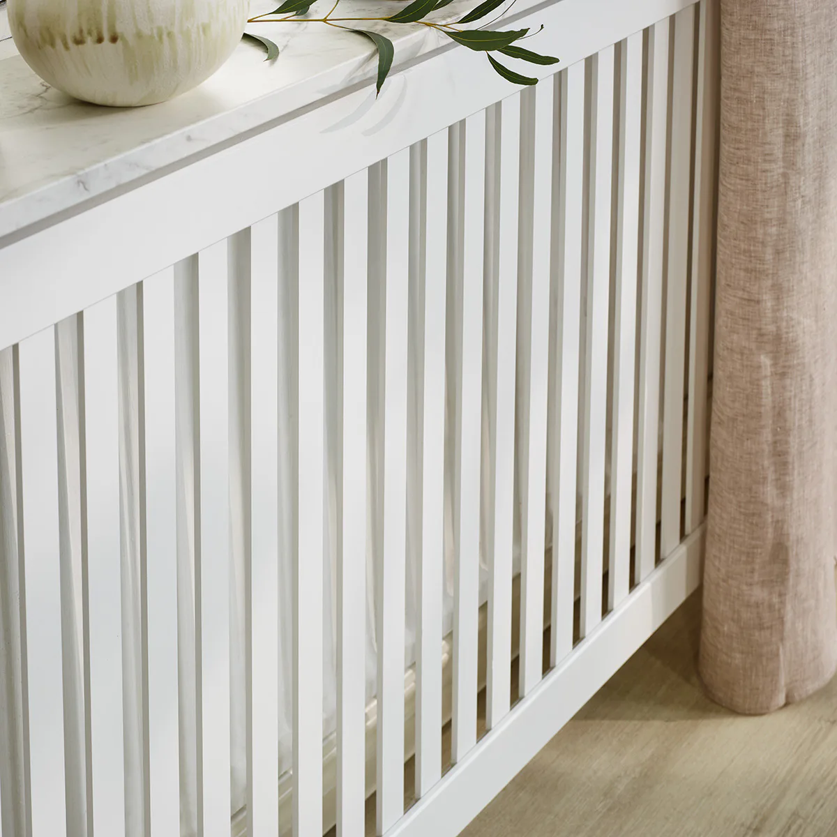 Elementskydd Elsa vit 1550x700 mm B: 1550 mm