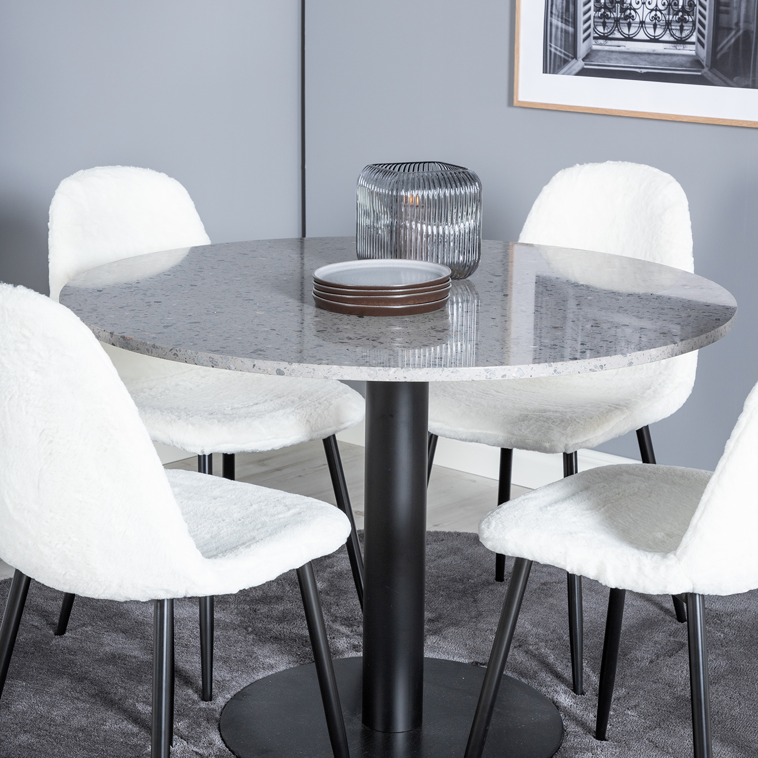 Matgrupp Venture Home Roxanna med 4 Pooya Stolar Runt