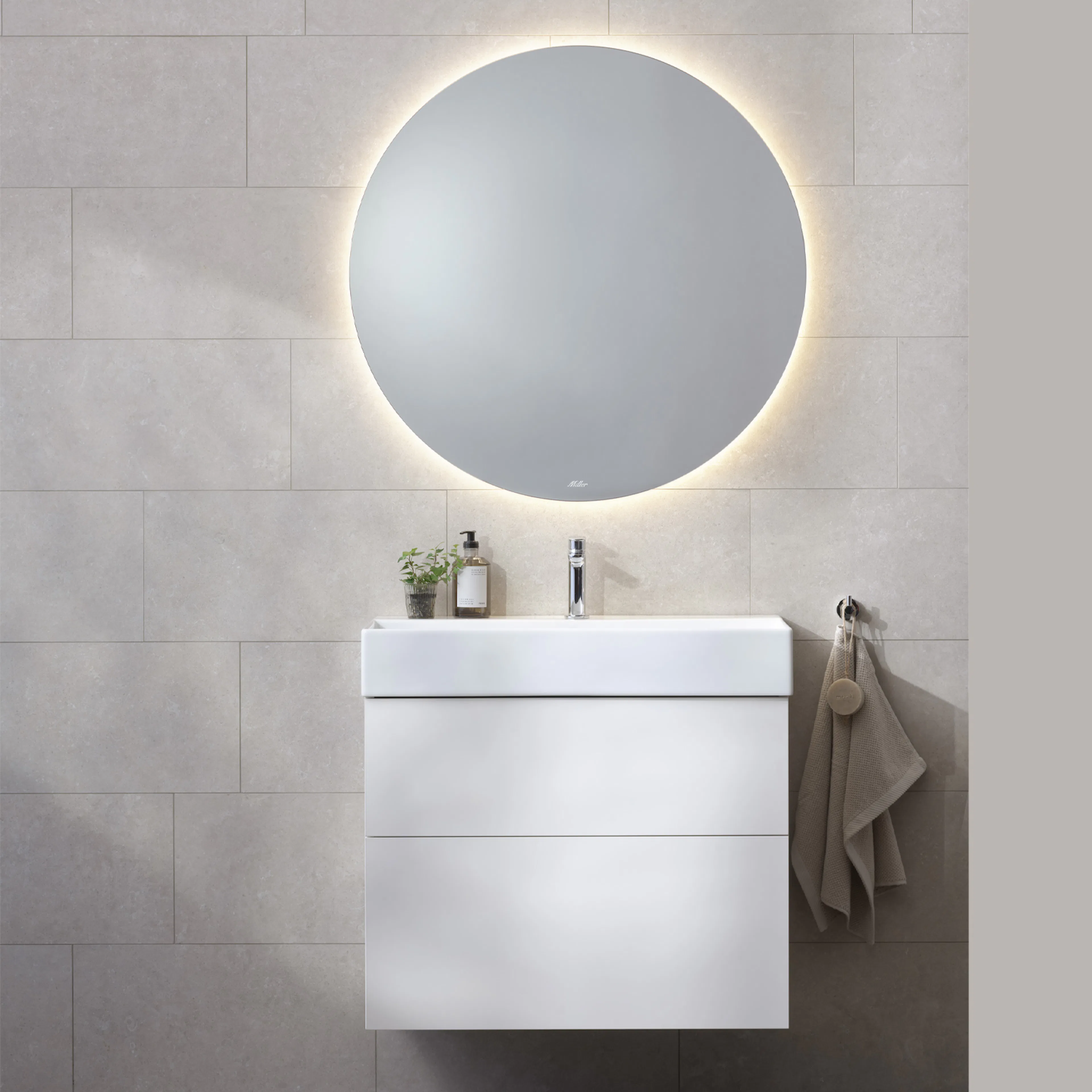 Möbelpaket Miller Badrum New York med Bloc Tvättställ och Ambient Spegel