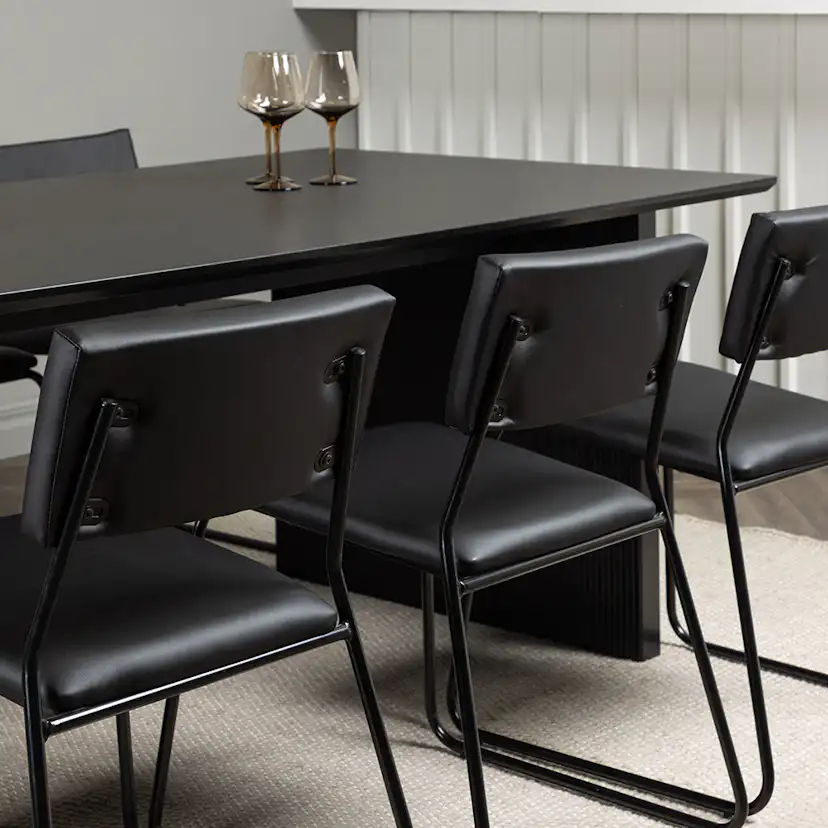 Matgrupp Venture Home Vail med 6 Kenth Stolar