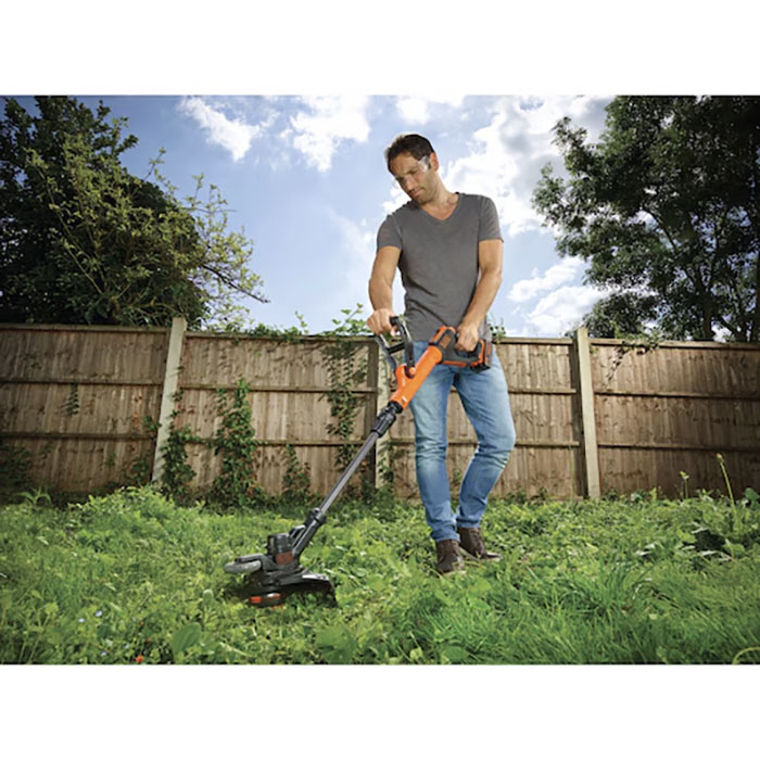 Grästrimmer Black & Decker STC1840EPC 18V 4 0Ah 28Cm