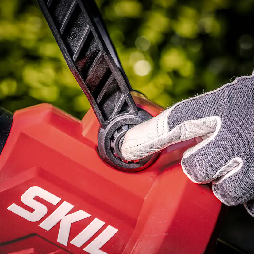 Lövblås/-Sug SKIL 0350 BA Kolborstfri Batteridriven