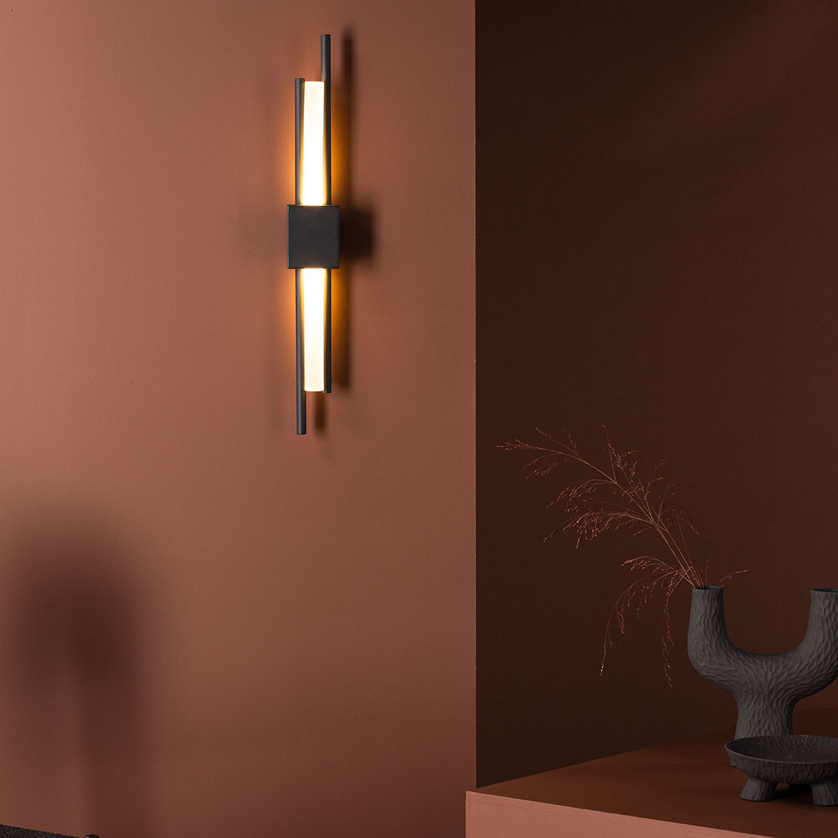 Inomhus Vägglampa Venture Home Clermont Svart/Vit Järn & Akryl