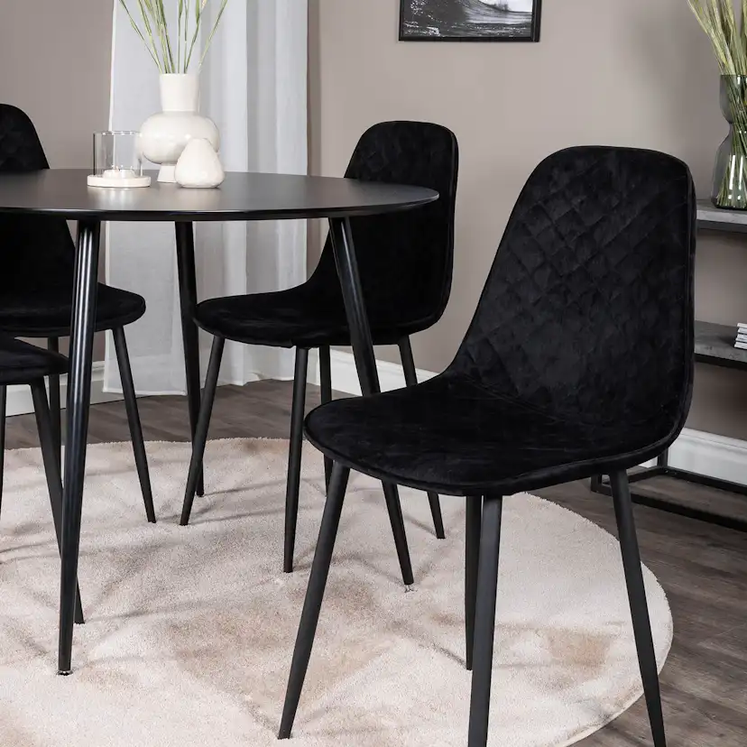 Matgrupp Venture Home Silvia med 4 Phoi Stolar Runt