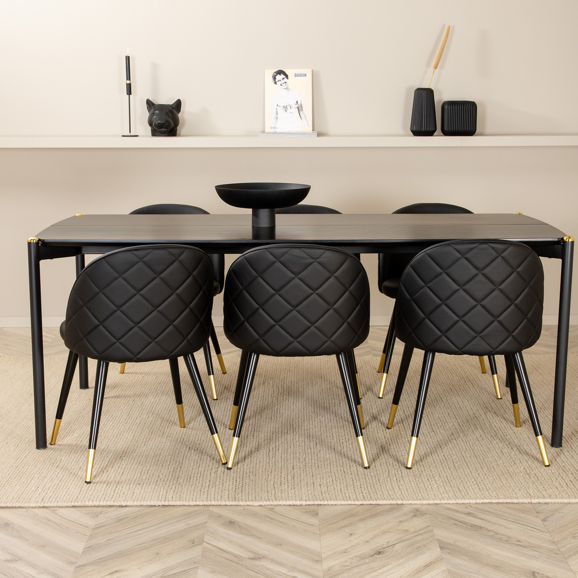 Matgrupp Venture Home Paris med 6 Valentina Stolar