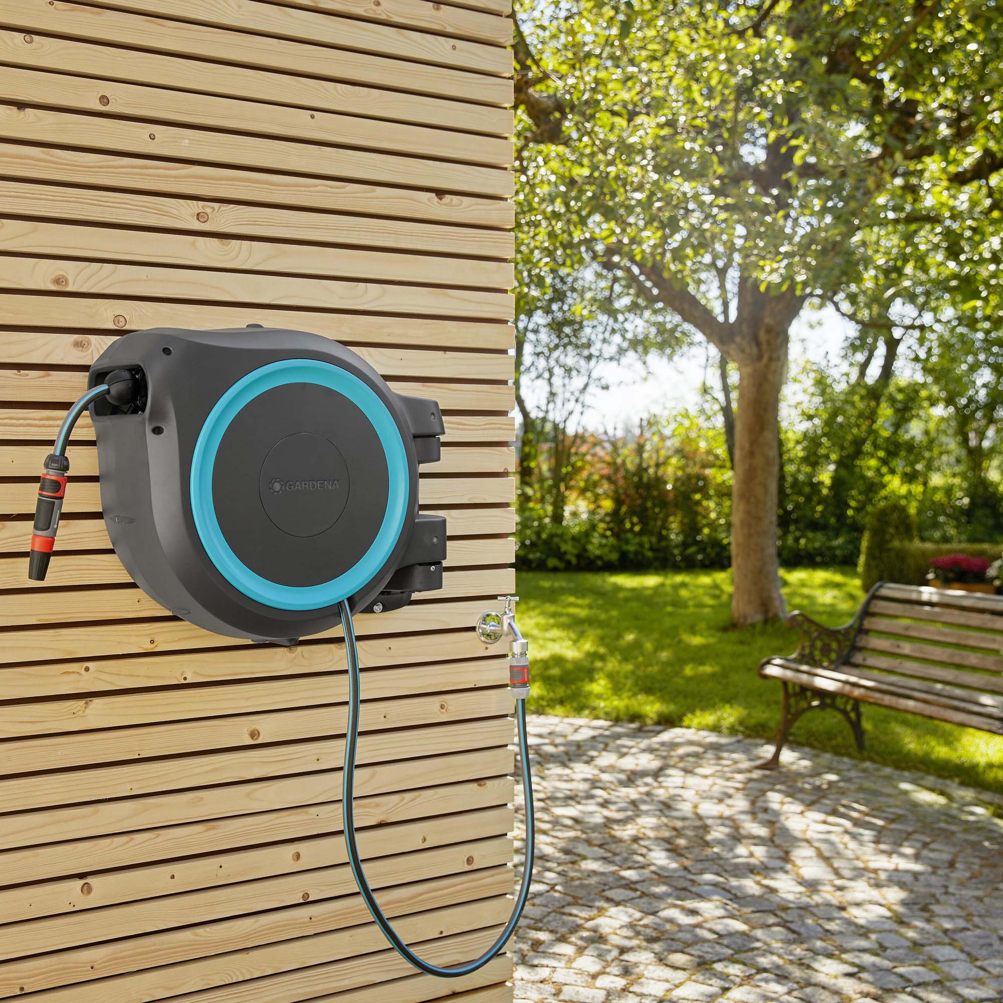 Bevattningspaket Gardena Slangbox XL 35 m Turkos Med Vattenspridare & Sprinklerpistol