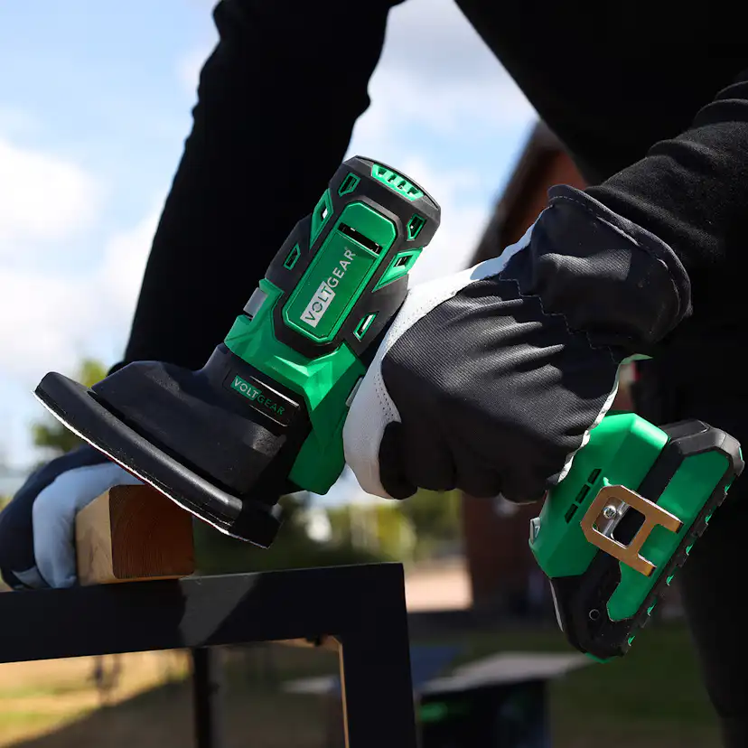 4-I-1 Verktyg Voltgear Plus 20V Med 2Ah Batteri & Laddare