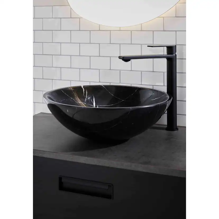 Tvättställ Noro Marble med Tvättställsblandare Neo