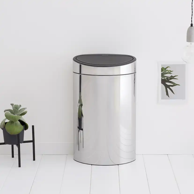 Touch Bin New 40L Blankt Stål Färg: Blank Stål