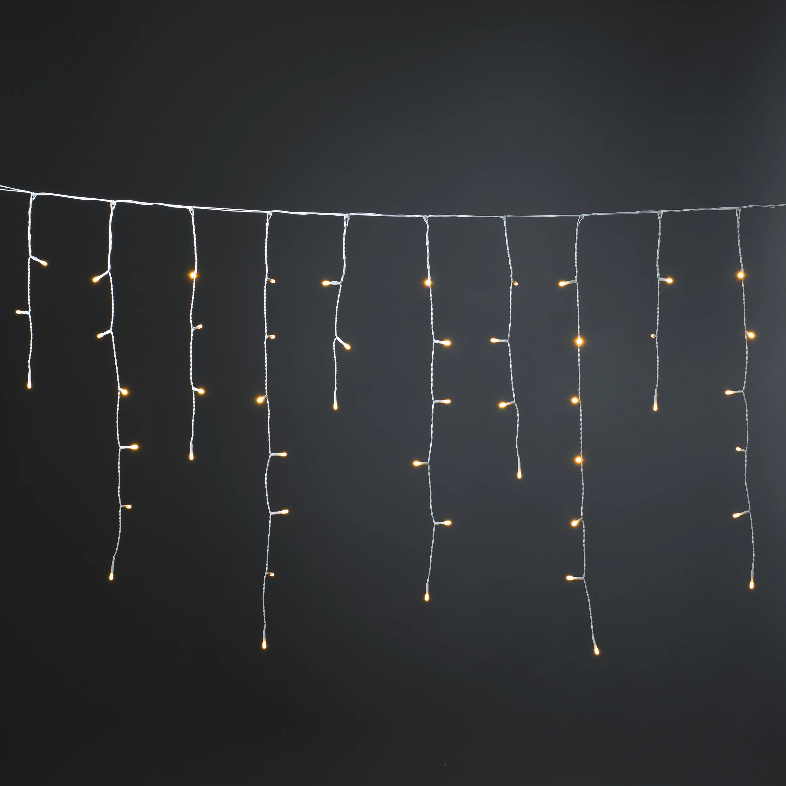 Istappsslinga Gnosjö Konstsmide LED 200L, Amber Frostad