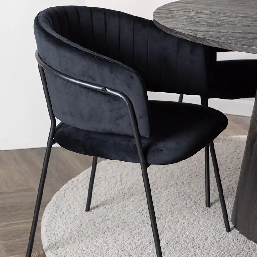 Matgrupp Venture Home Lanzo Ø120 cm med 4 st Selma stolar