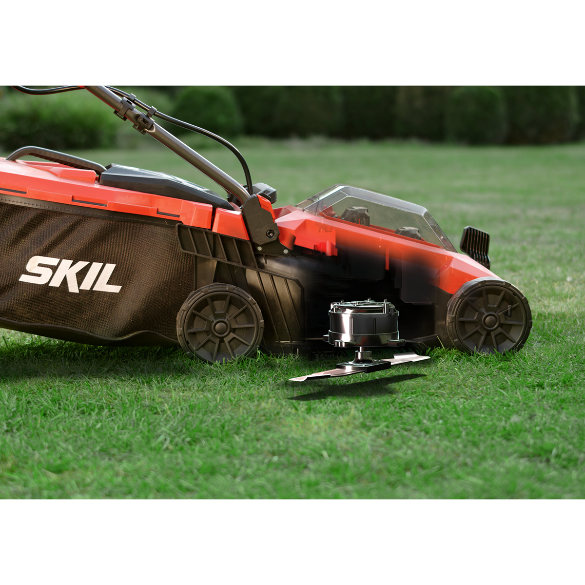 Gräsklippare SKIL 0130 BA Kolborstfri Batteridriven