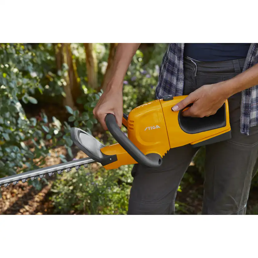 Häcksax STIGA HT 100e Med Batteri & Laddare