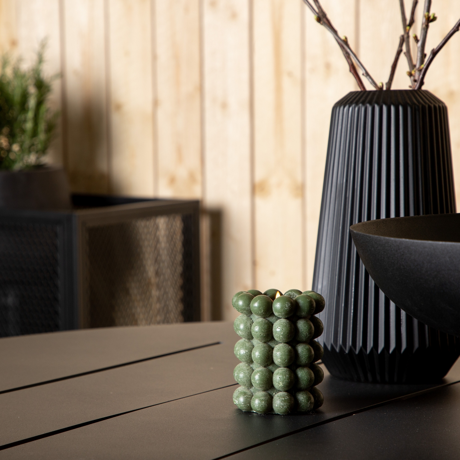 Alma Dining Table - Black Alu - ø120cm Svart