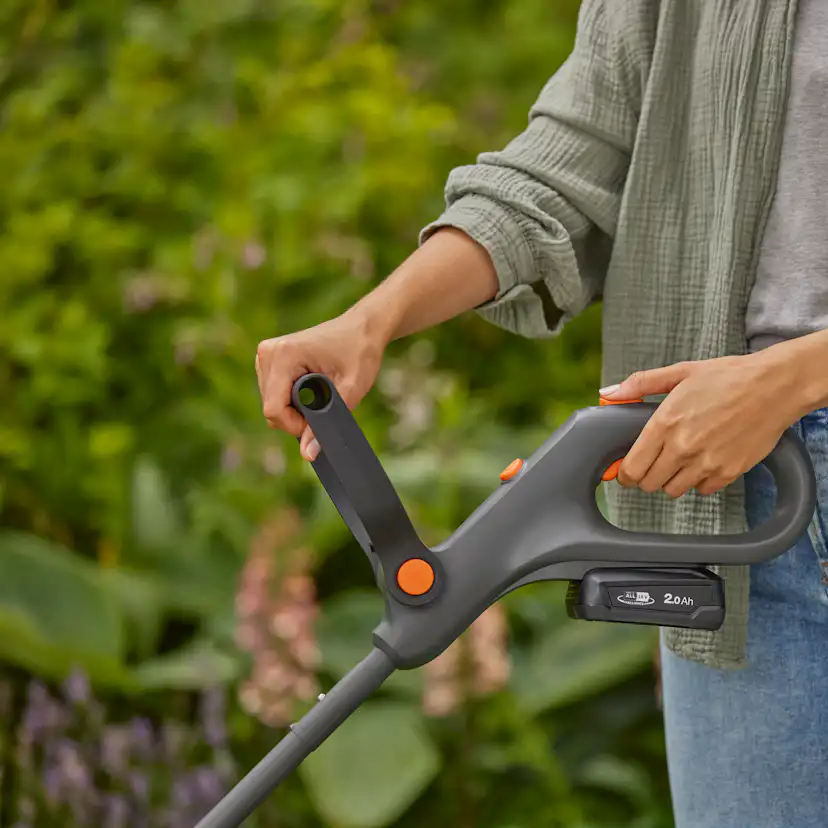 Trimmer Gardena EasyTrim 25/18V P4A Med Batteri & Laddare