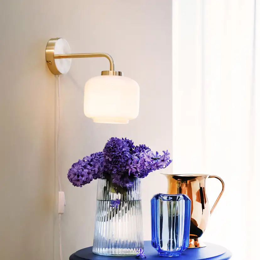 Vägglampa Dyberg Larsen Arp D15