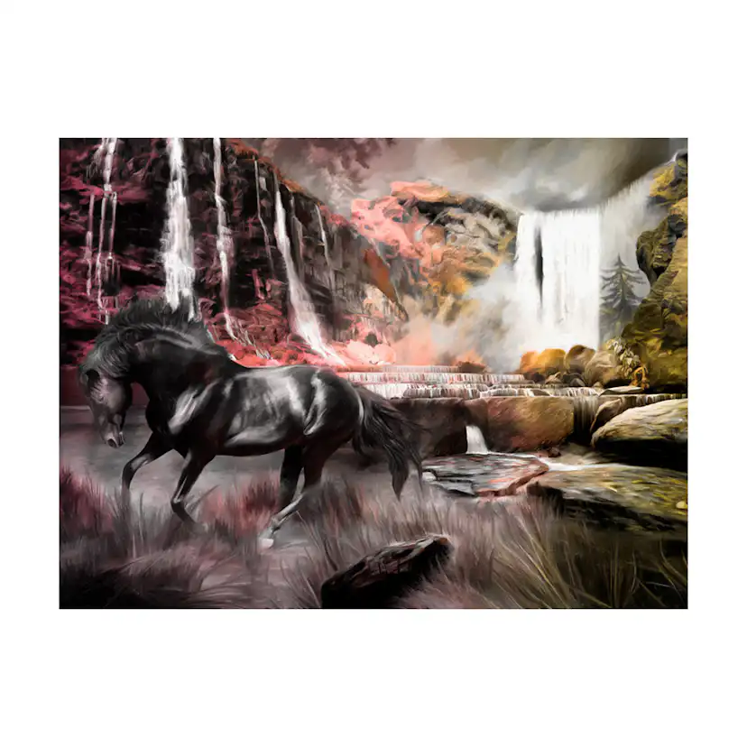 Svart häst med ett vattenfall 300x231 Storlek: 300x231 cm