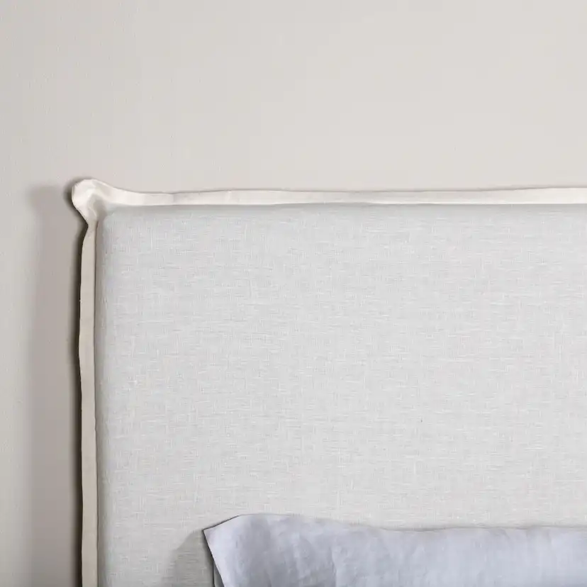 Överdrag till Sänggavel Venture Home Signe