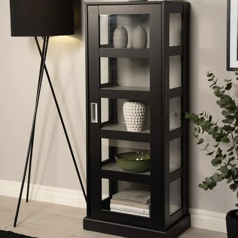 Högskåp Venture Home Lock