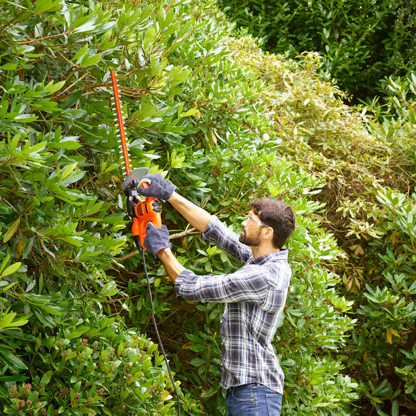 Häcksax Black+Decker 420W