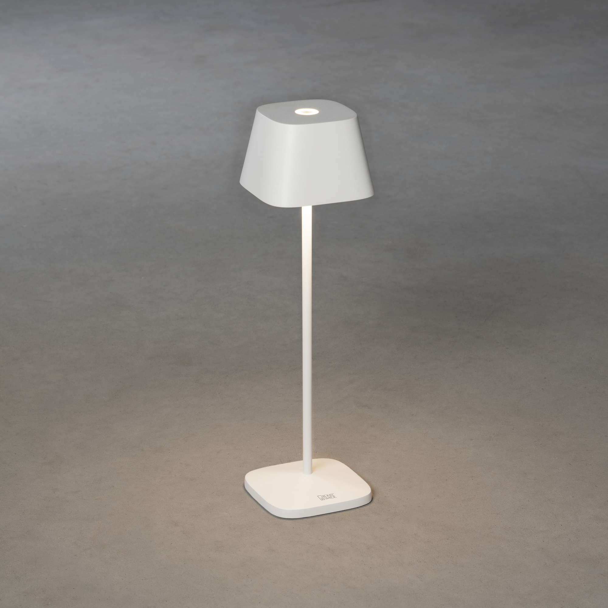 Capri bordslampa vit USB Vit