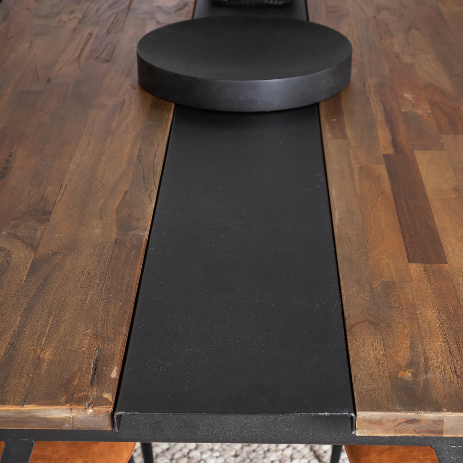 Matgrupp Venture Home Jane med 6 Pobbie Stolar Konstläder