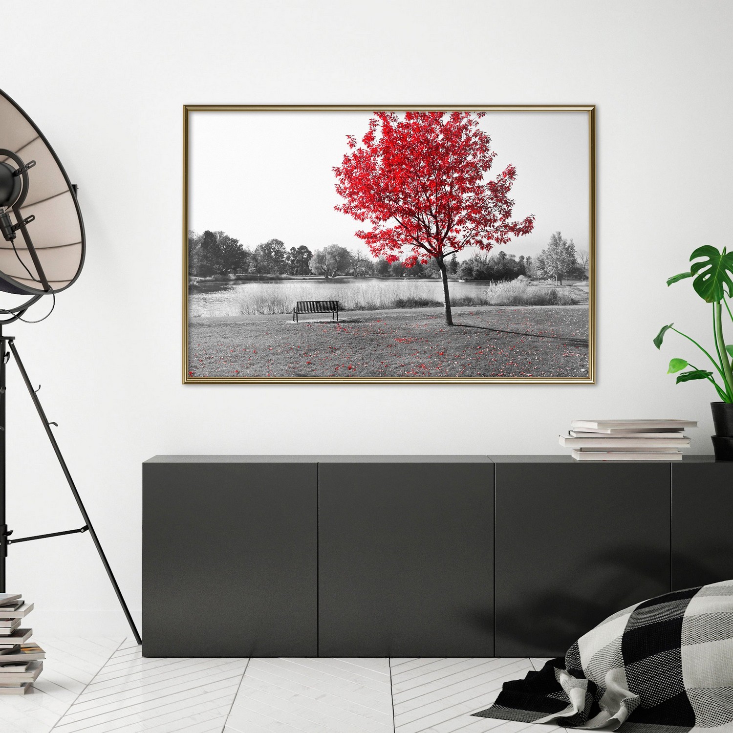 Affisch - Red Tree [Poster] 45x30 Guld ram, 45x30 cm