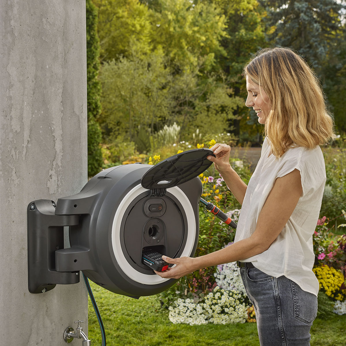Slangbox Gardena Batteridriven PowerRoll XL 35 m Med Batteri & Laddare