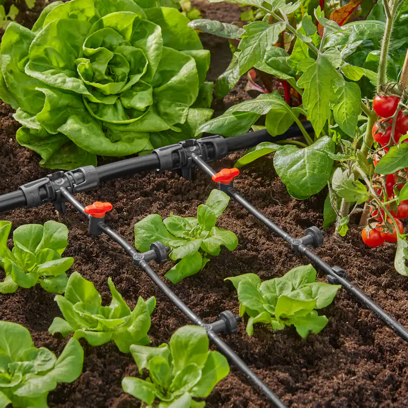 Micro-Drip Gardena Premiumpaket För Pallkrage med Vattenfördelare & Bevattningsdator