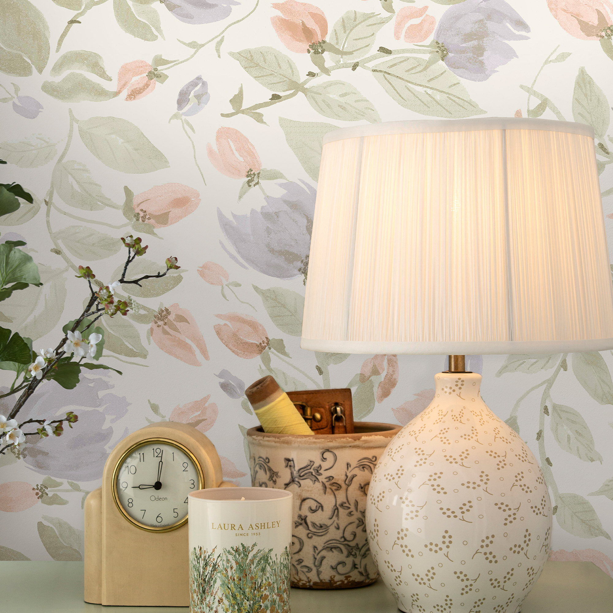 Tapet Laura Ashley Orisia Peony Pale Sage Grön 122761