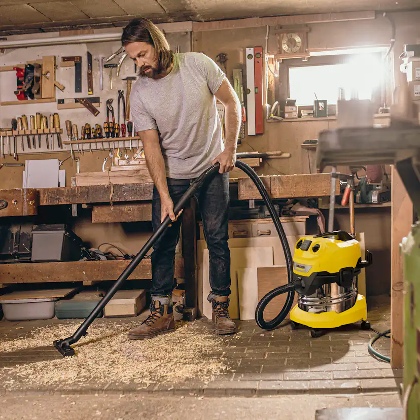 Grovdammsugare Kärcher WD 4 P S V Våt-/Torrsugare med Blåsfunktion 20L 1000W