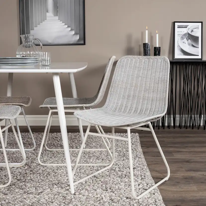 Matgrupp Venture Home Pobbie med 4 Cornelia Stolar Polyestertyg