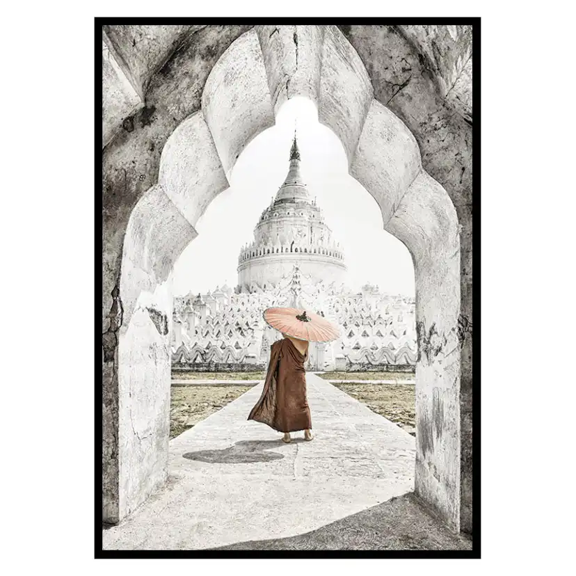 Poster Gallerix Holding Umbrella