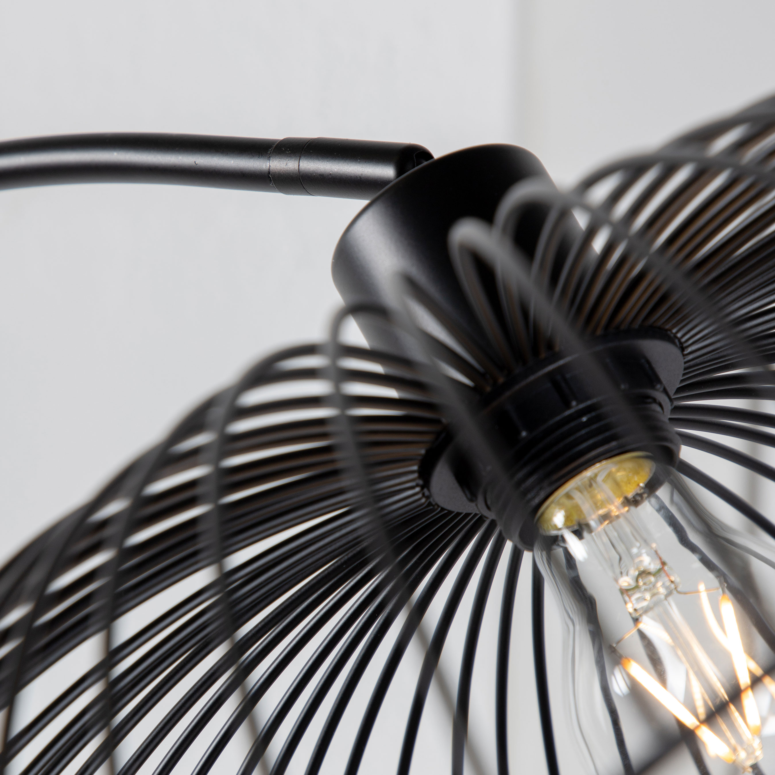 Golvlampa Venture Home Ellen