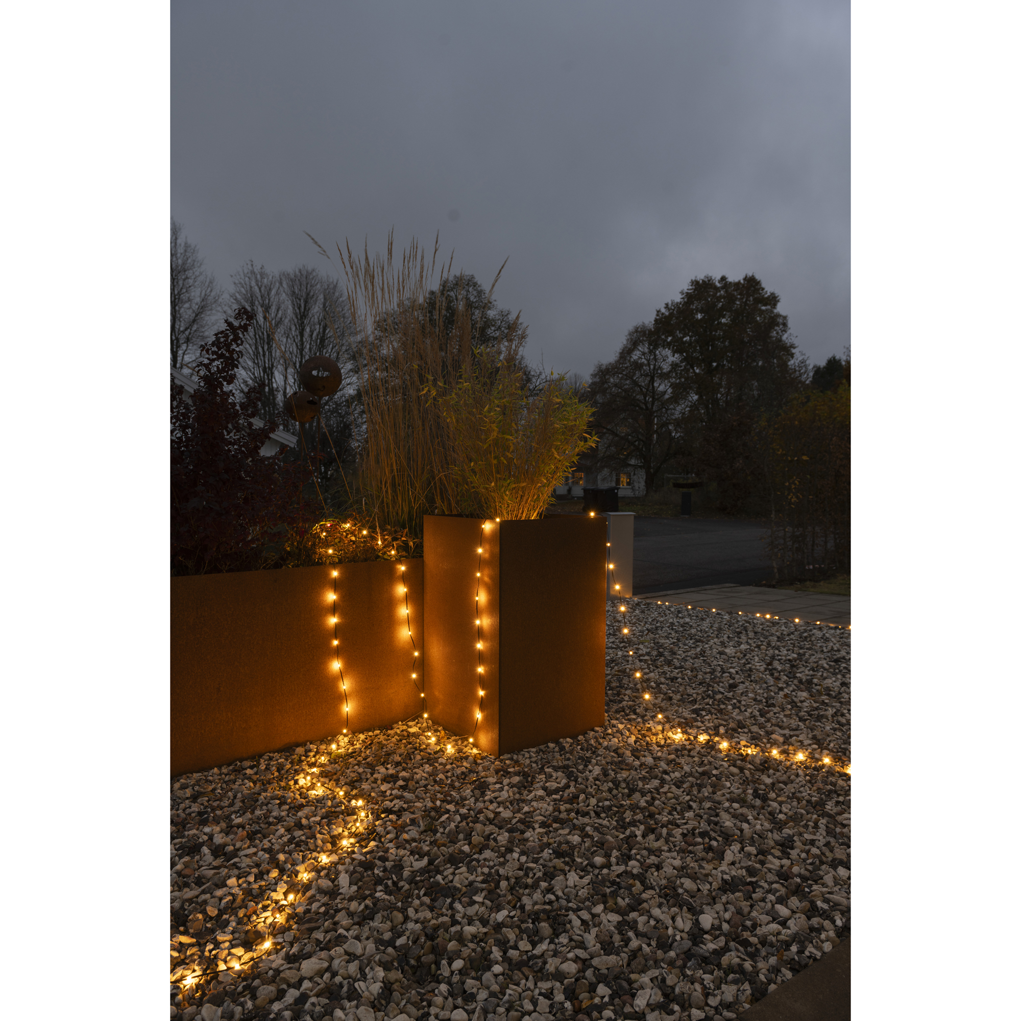 Ljusslinga Gnosjö Konstamide ShineLine 40 meter med 400st LED-lampor Amber Utomhus