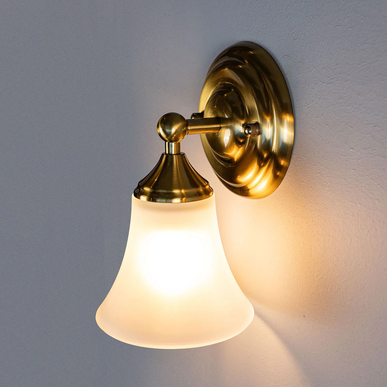 Vägglampa Vesani Läckö