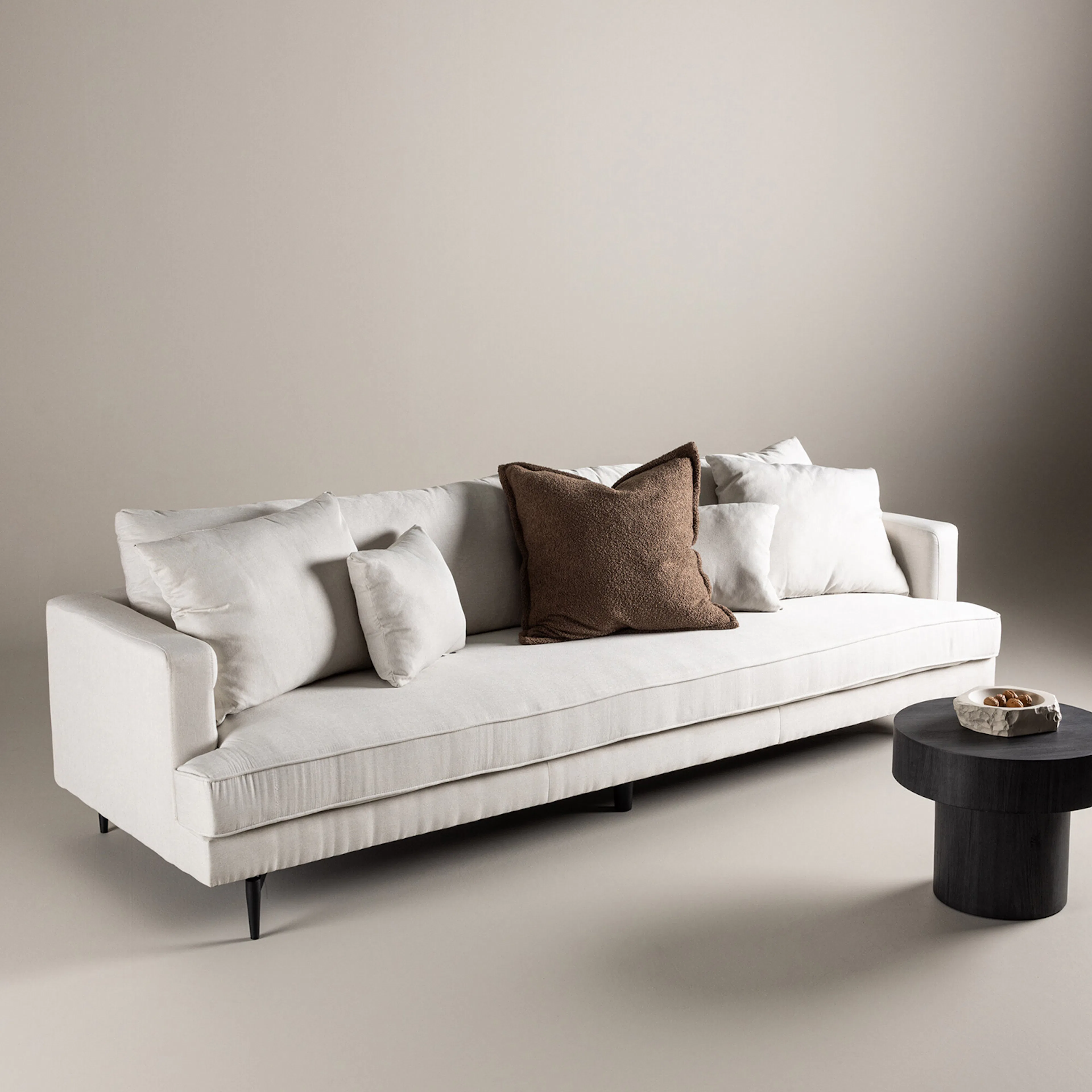 Sofia Sofa - Black / Beige Fabric / linen Beige