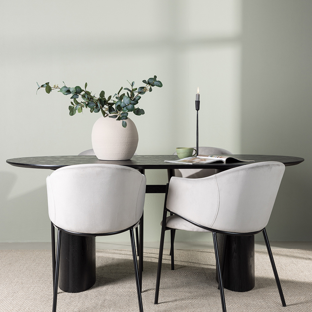 Matgrupp Venture Home Isolde med 4 st Evelina stolar