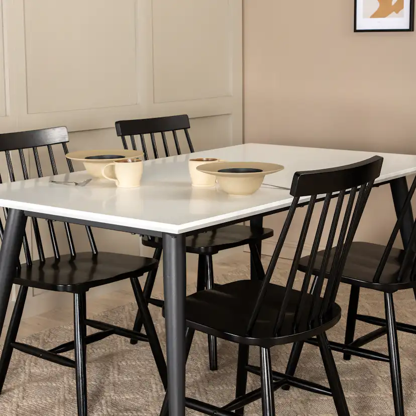 Matgrupp Venture Home Jolie med 4 Lena Windsor Stolar