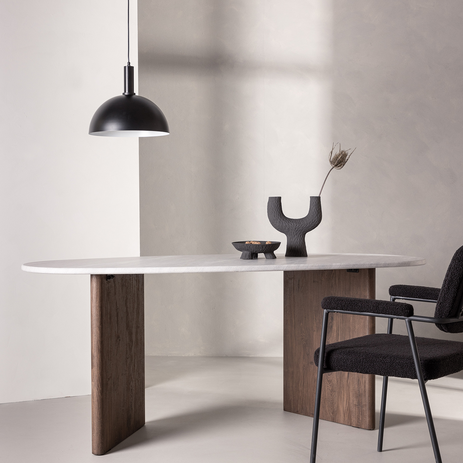 Matbord Venture Home Grönvik Ovalt Bord med Betonglook 180 cm