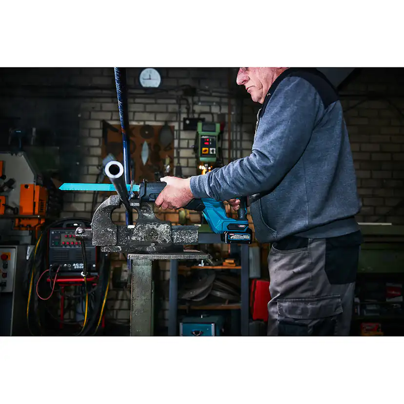 Tigersåg Makita JR001GZ 40V XGT utan Batteri och Laddare