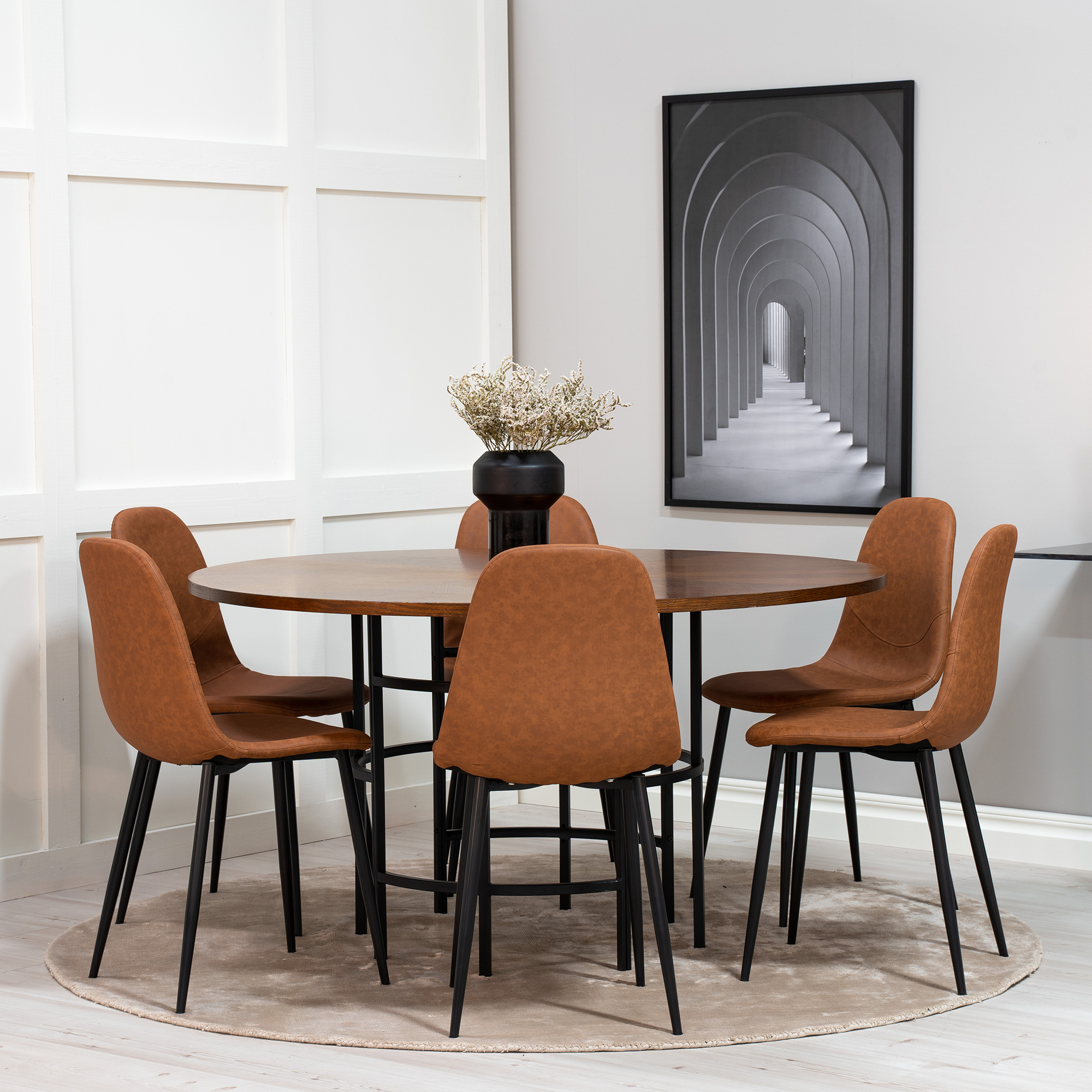 Copenhagen - Dining Table round - Brown / Black+Polar Matsto Brun