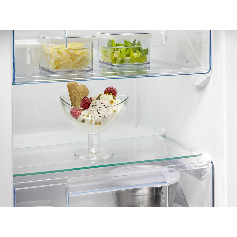 Integrerad Frys AEG TAB6L88EF med LowFrost-teknik och Frostmatic