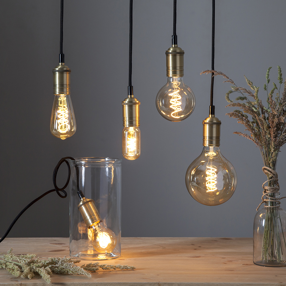 LED-lampa Star Trading E27 G125 Decoled Spiral Amber Dimbar 3,2W