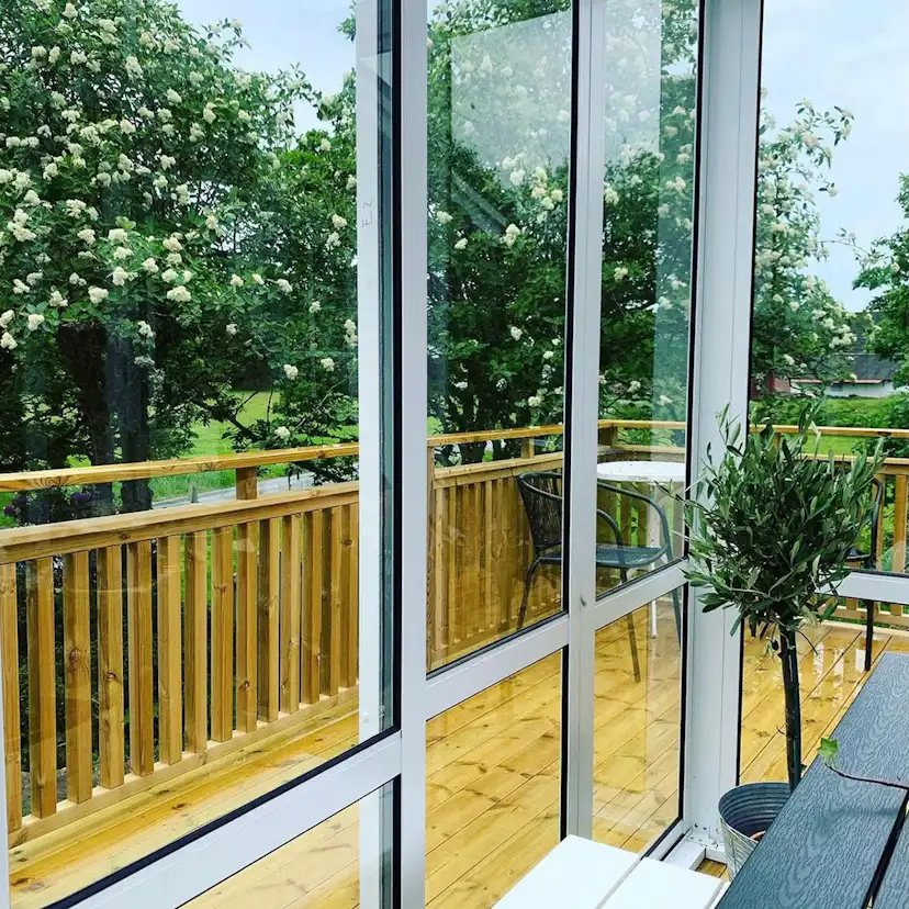 Uterum Metalcraft 10,7m²