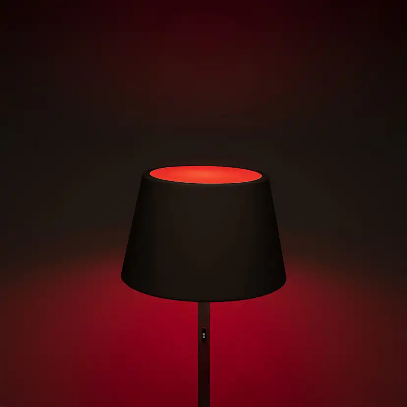 Golvlampa Gnosjö Konstsmide Pomezia USB