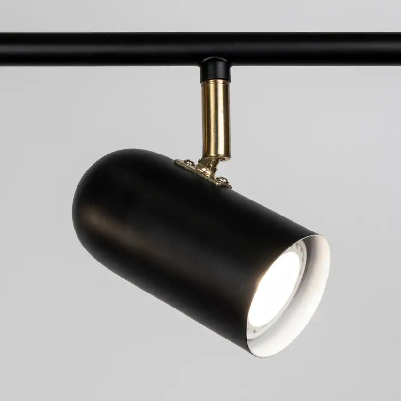 Taklampa Globen Lighting Swan 3 Svart