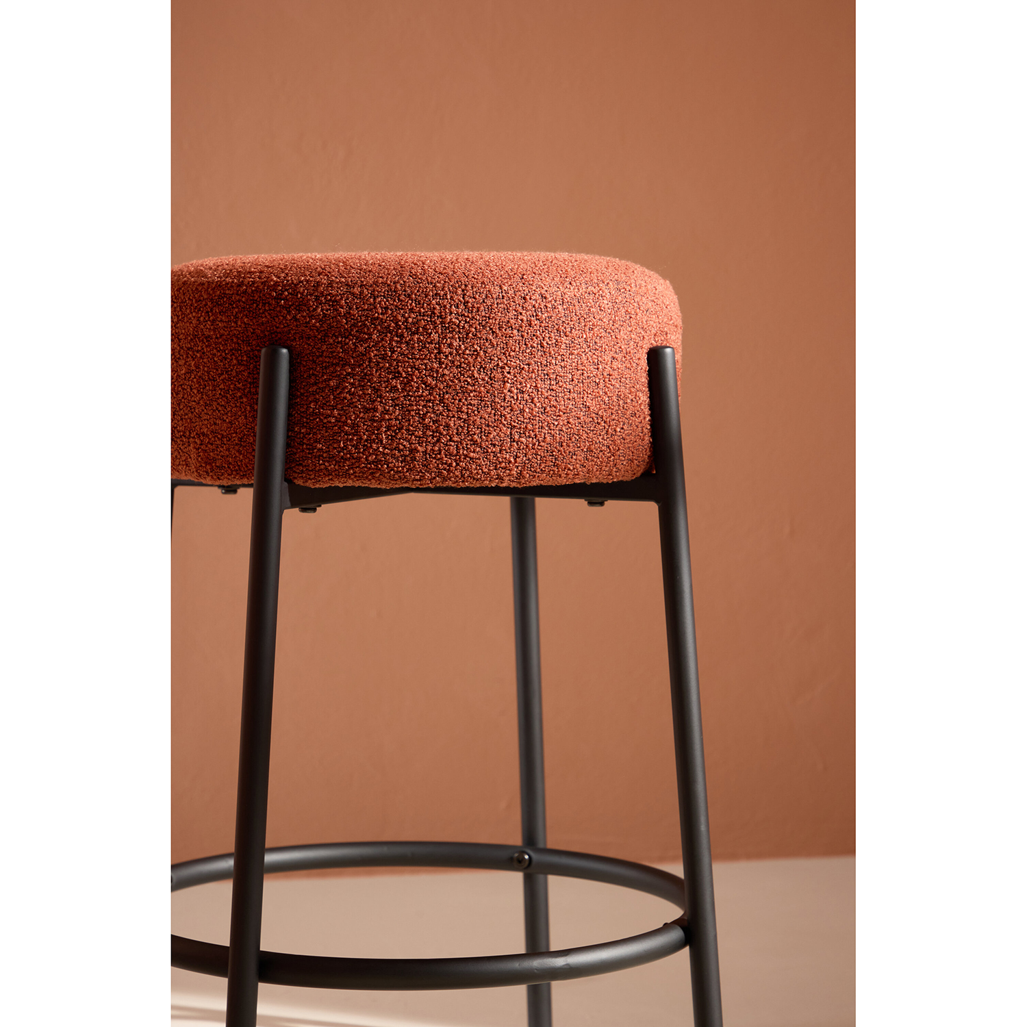 Tucson Bar Chair - Black Legs / Roasty Boucle Barstol Venture Home Tucson